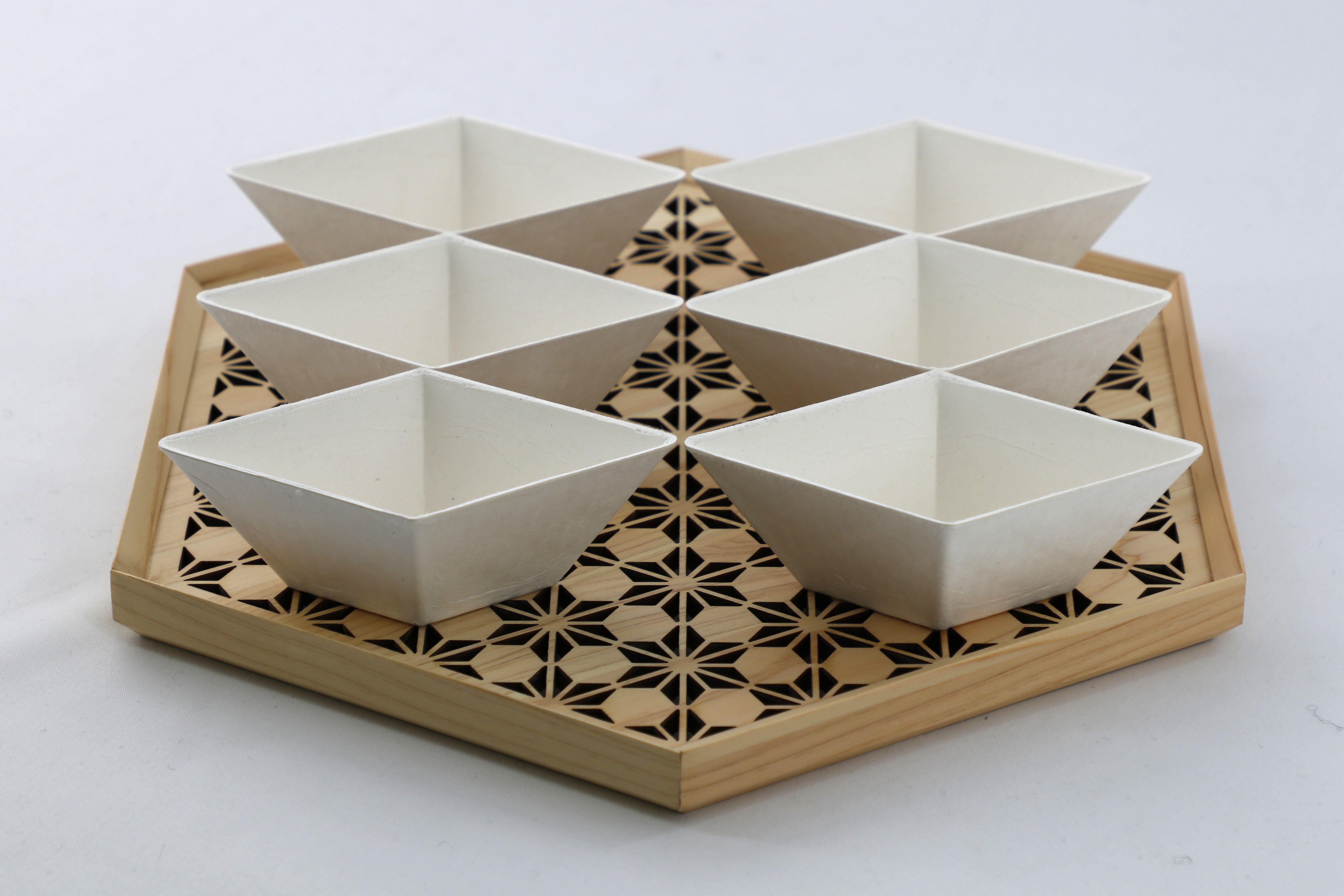 お重箱　一段　八重裏花