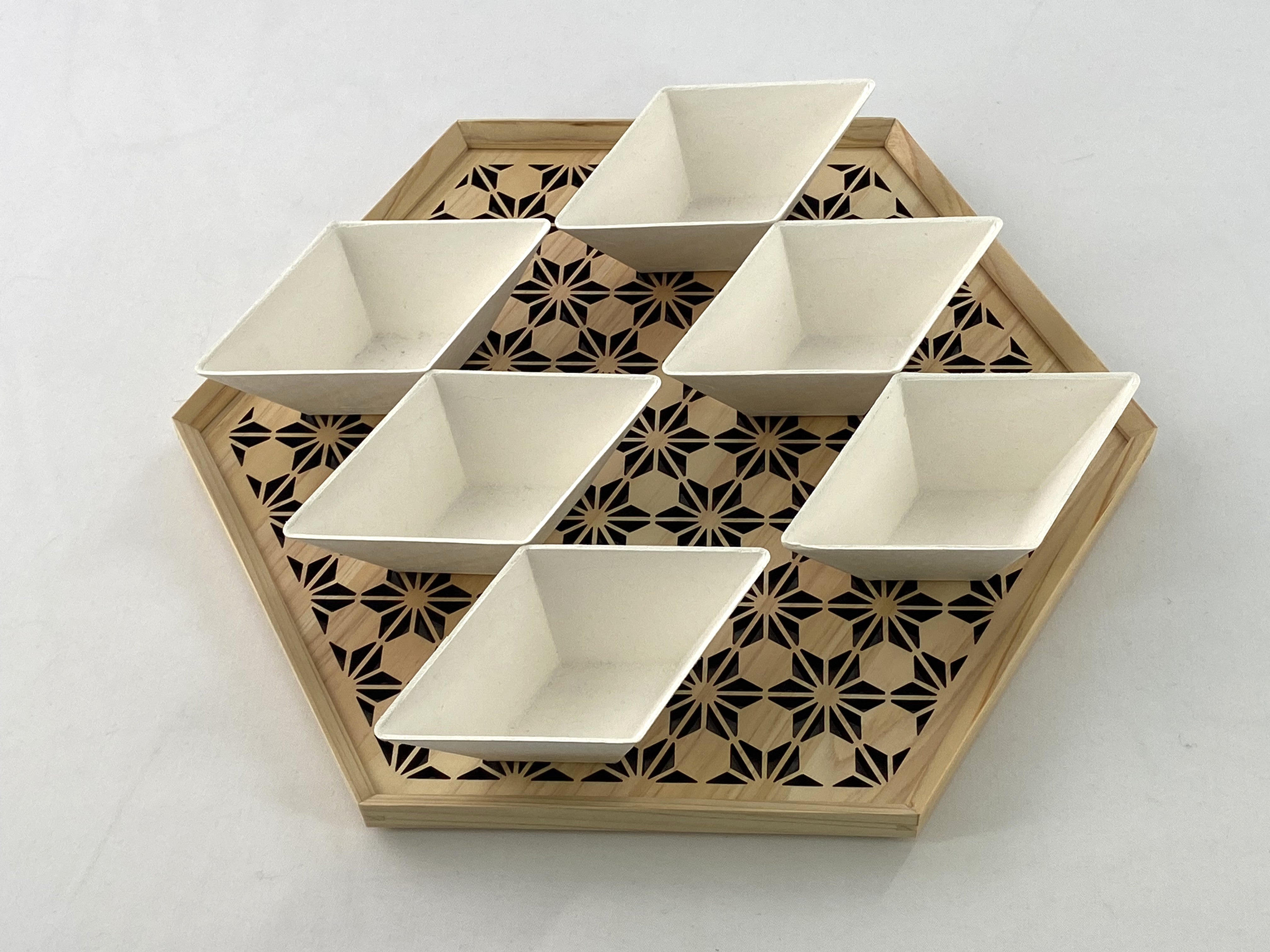 お盆　八重裏花