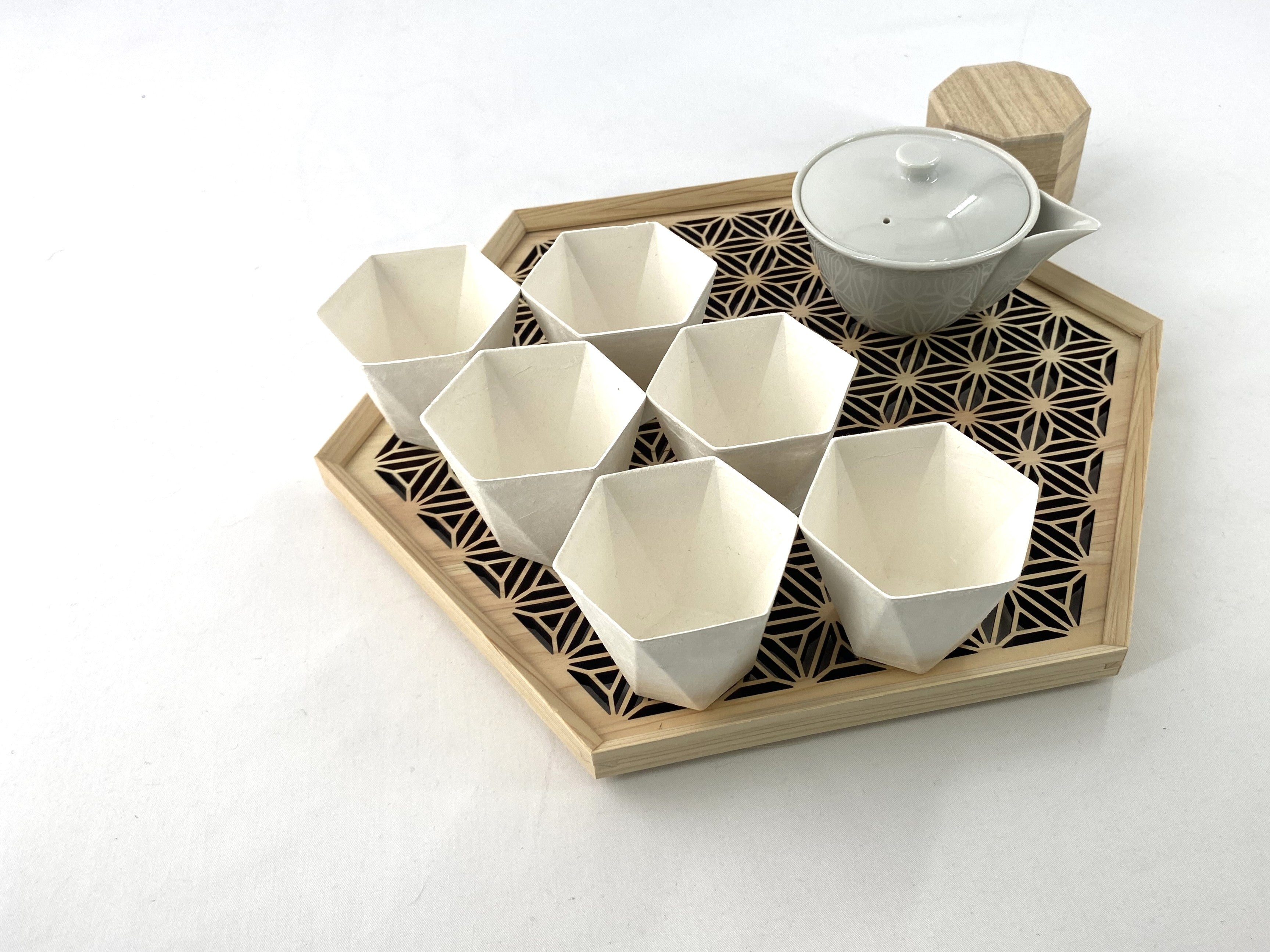 お盆　桔梗麻の葉